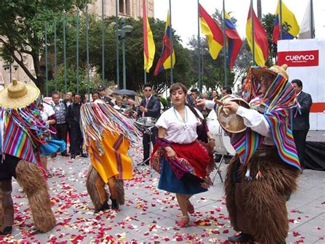 gente de cuenca|7 Tradiciones y Costumbres de Cuenca (Ecuador)